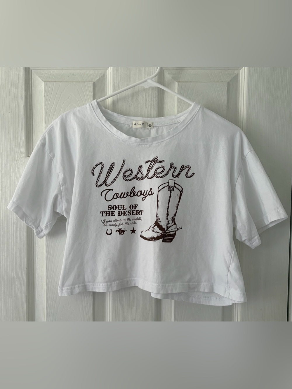 Active USA White Graphic Western Cowboys Crop Tee with Brown Print